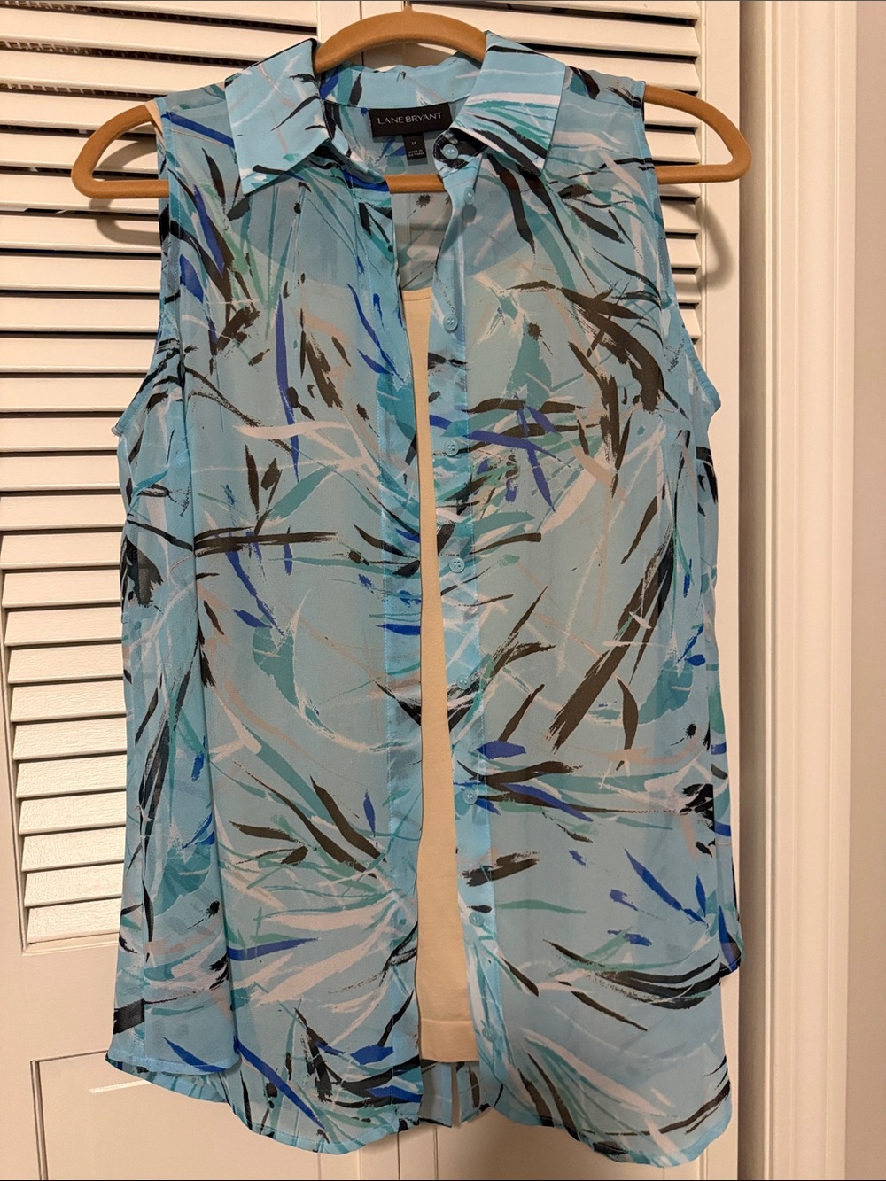 Lane Bryant Elegant Blue Printed Sleeveless Shell with Cream Liner - Picture 2 of 14